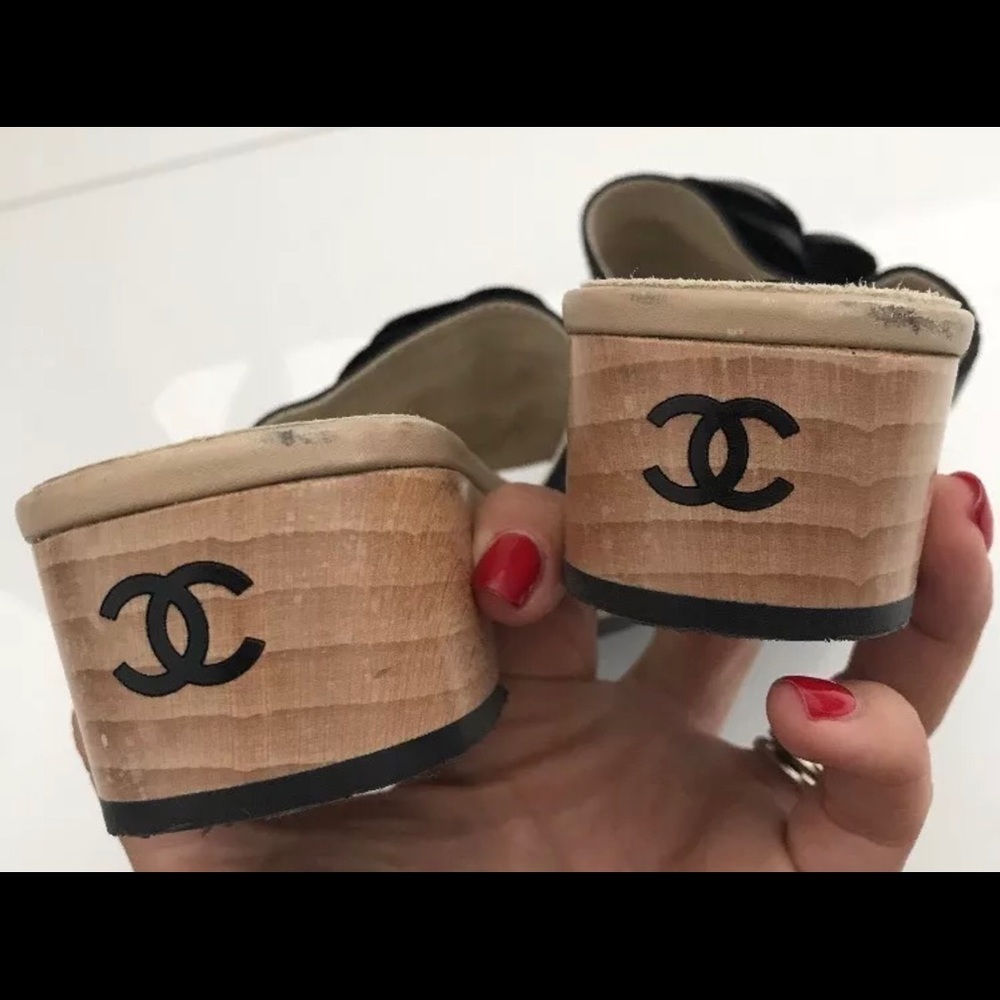 Authentic Chanel Black Camelia Clogs size 36/6 wow - Picture 7 of 8